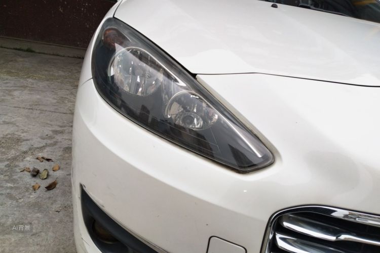 Peugeot 308 2016 car image #8