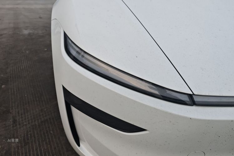 特斯拉 Model Y L 2025 汽车图片 #8