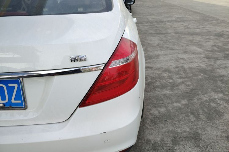 Emgrand 2017 #8 Emgrand 2017 car image #8