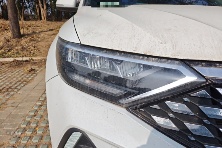 VS5 2019 car image #8