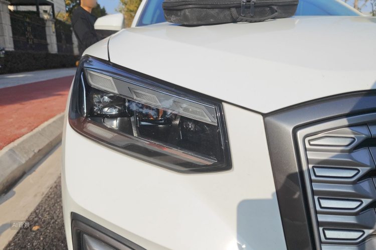 Audi Q2L e-tron 2023 car image #8