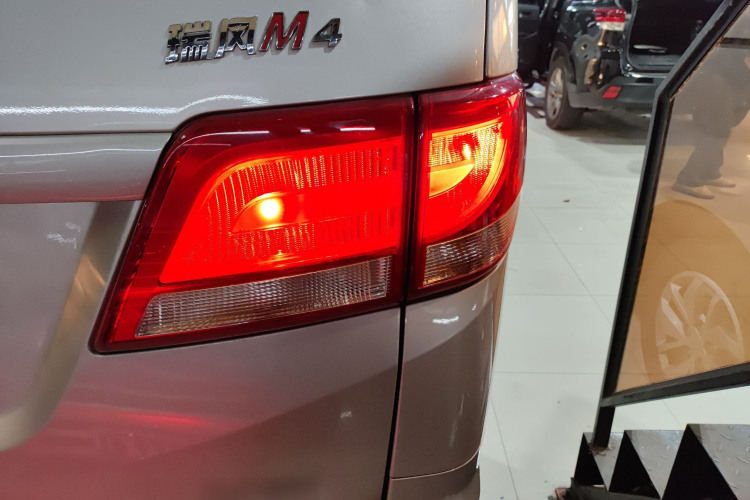 JAC 2020 car image #8