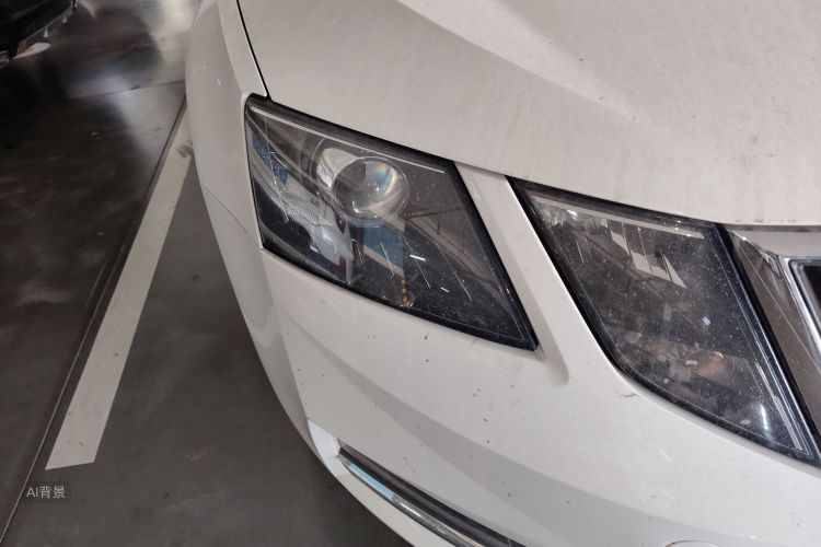 Skoda Octavia 2017 car image #8