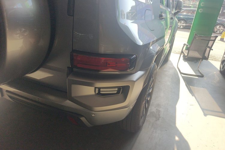 Tank 700 New Energy 2024 #8 Tank 700 New Energy 2024 car image #8