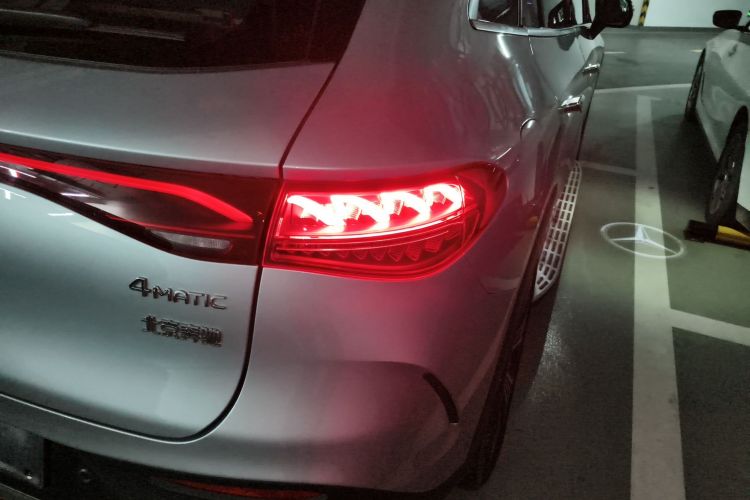 Mercedes-Benz EQE SUV 2023 #8 Mercedes-Benz EQE SUV 2023 car image #8