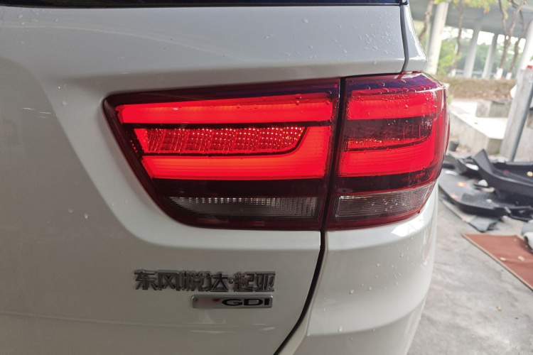 Kia Sorento 2017 image de voiture #8