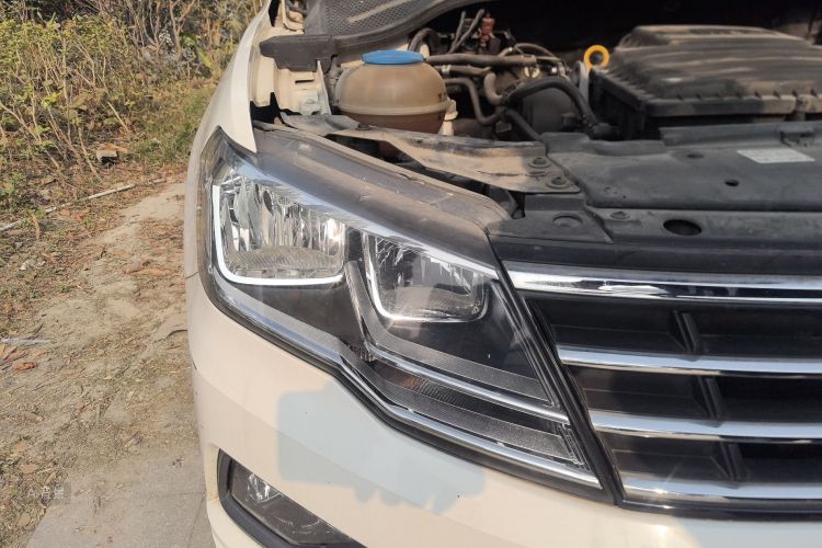 Volkswagen Jetta 2017 immagine di auto #8