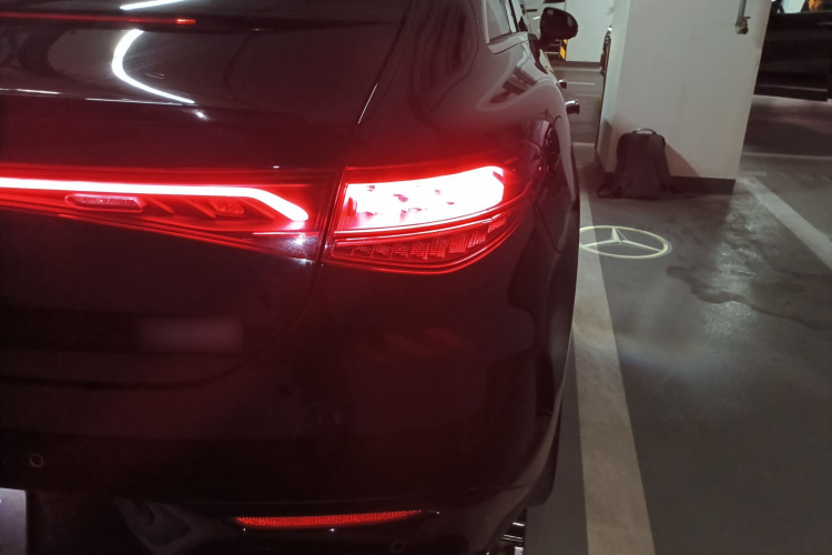 Mercedes-Benz EQE Class 2023 image de voiture #8