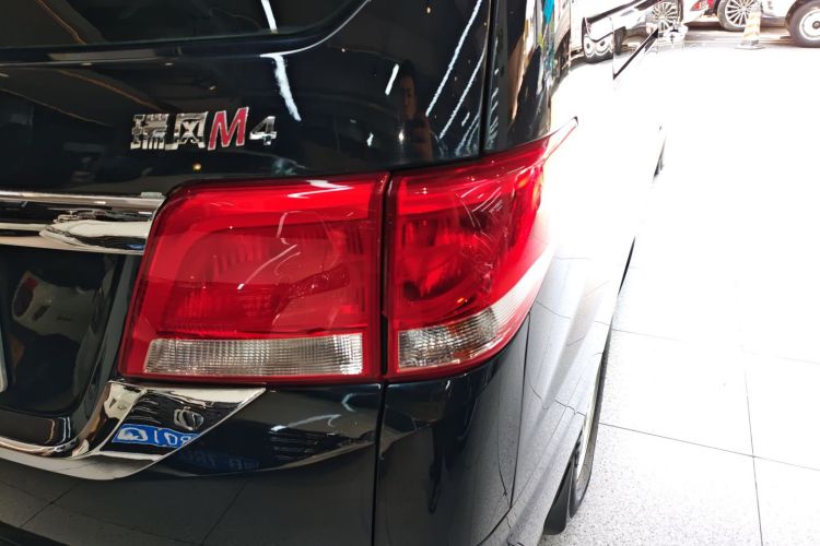 JAC 2019 car image #8