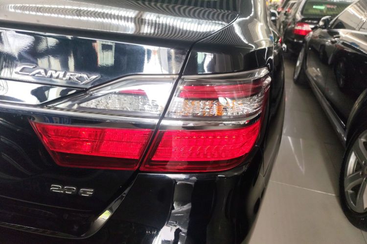 Toyota Camry 2015 صورة سيارة #8