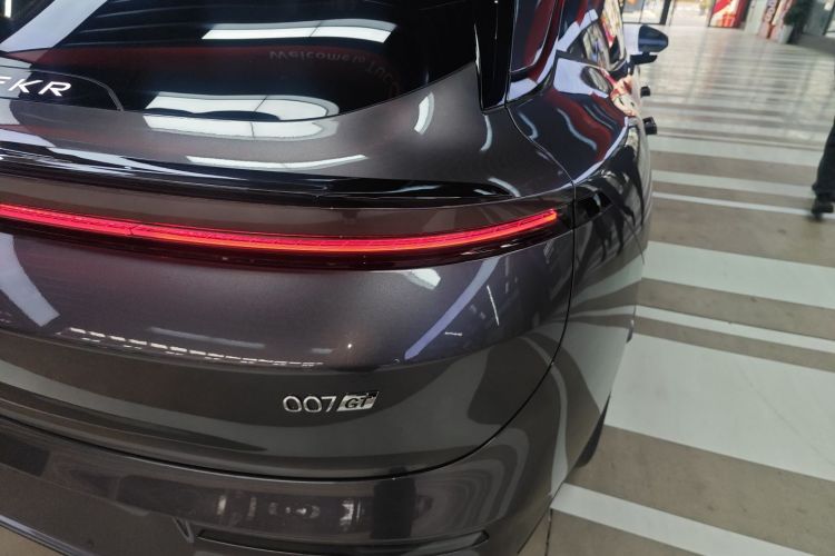 极氪 极氪007GT 2026 汽车图片 #8