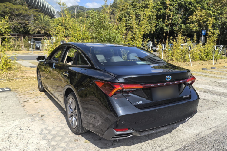 Toyota Avalon 2020 car image #8