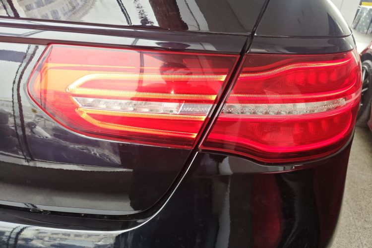 Mercedes-Benz GLE Coupe 2018 #8 Mercedes-Benz GLE Coupe 2018 car image #8