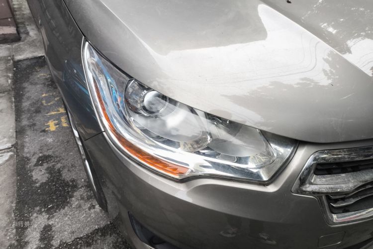 Citroen C4L 2015 car image #8