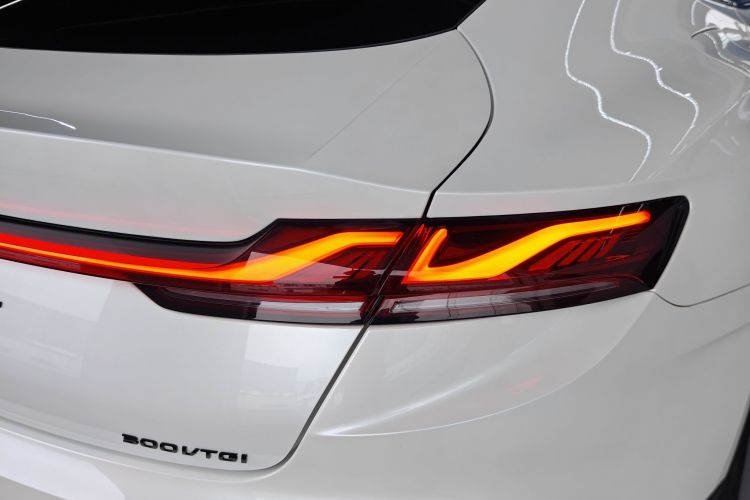 MG 7 2023 car image #8