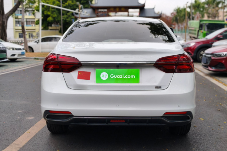 GEELY Emgrand 2020 car image #8
