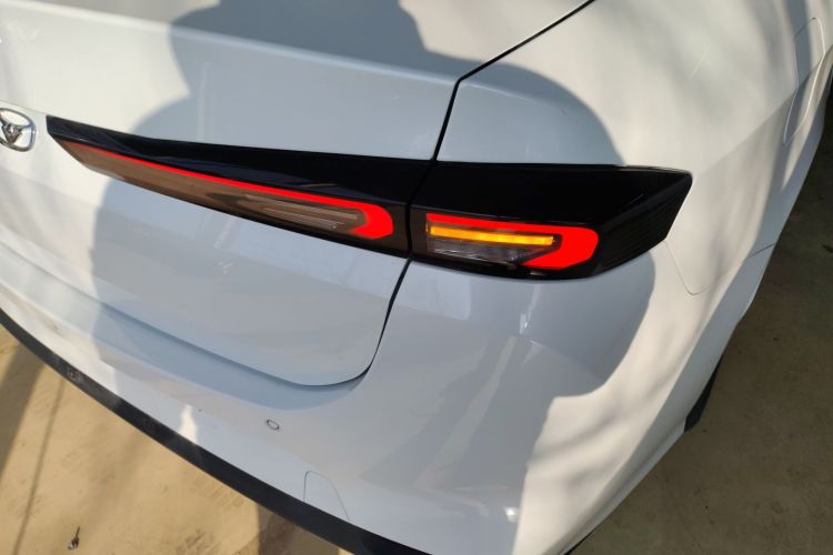 Kaiyi Xuandu 2021 #8 Kaiyi Xuandu 2021 car image #8