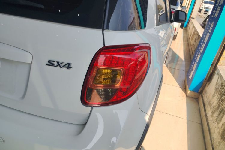 铃木 天语 SX4 2014 汽车图片 #8