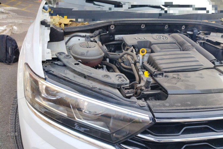 T-Roc 2018 car image #8