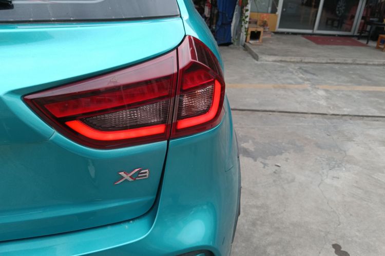 Vision X3 2021 car image #8
