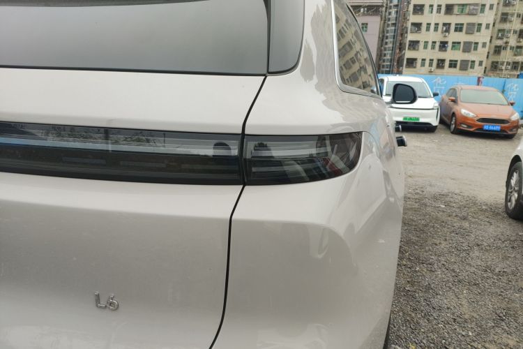 Li L6 2024 صورة سيارة #8