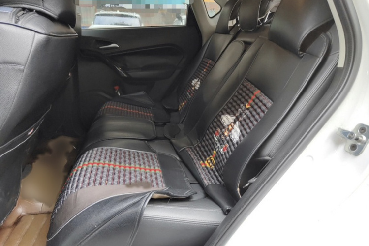 MG GS 2015 #8 MG GS 2015 car image #8