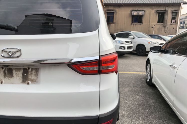 Kaiyi V3 2016 car image #8