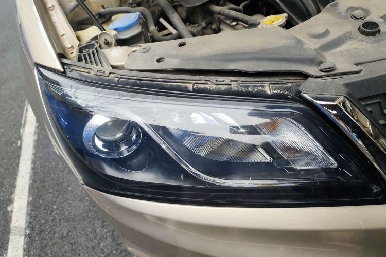GEELY Emgrand 2017 car image #8