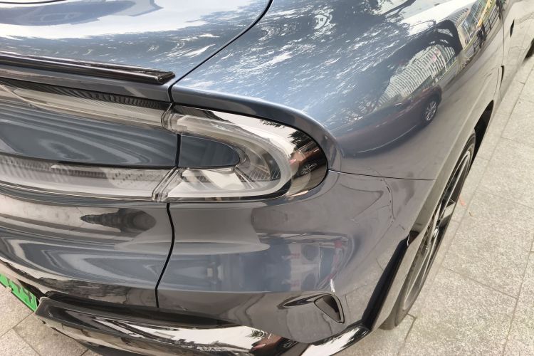 小米汽车 小米YU7 2025 汽车图片 #8