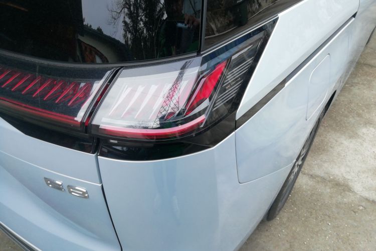 GAC Trumpchi E8 New Energy 2024 car image #8