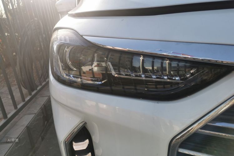 X70 PLUS 2021 car image #8
