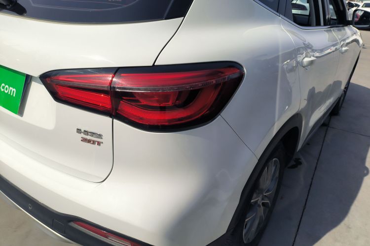 MG HS 2020 car image #8