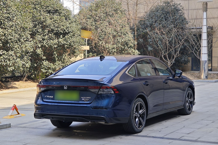 Honda Accord New Energy 2023 #8 Honda Accord New Energy 2023 car image #8