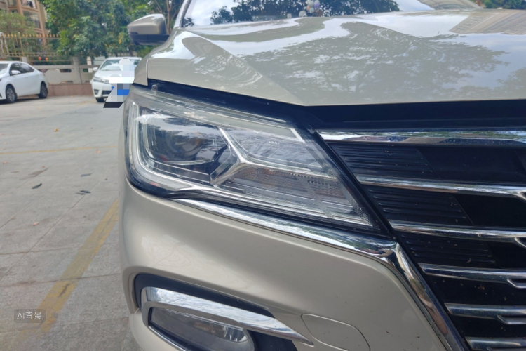 Roewe i5 2018 car image #8