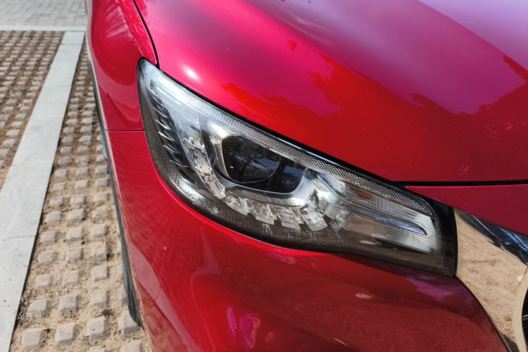 MG HS 2019 car image #8