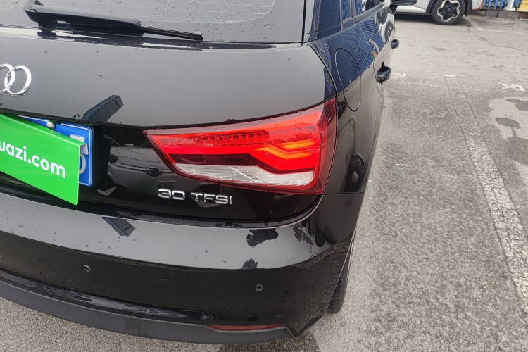 Audi A1 2017 car image #8