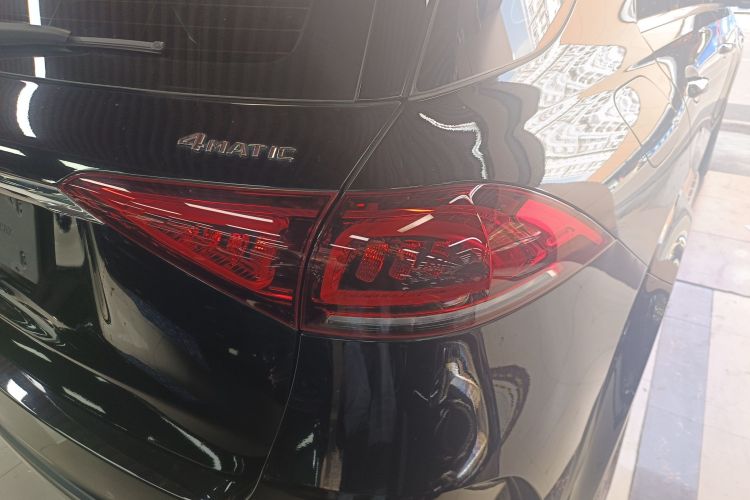 Mercedes-Benz GLE Class 2023 immagine di auto #8