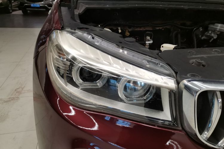 SWM斯威汽车 SWM斯威X7 2017 汽车图片 #8