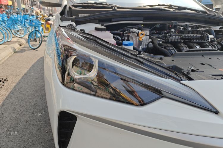 Roewe i5 2025 immagine di auto #8