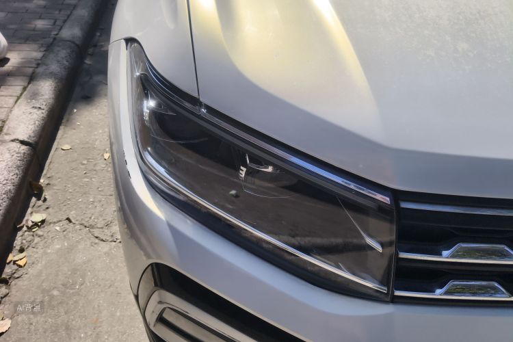 Volkswagen T-Cross 2019 car image #8
