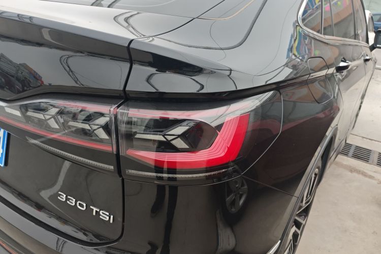 Volkswagen Tiguan X 2021 #8 Volkswagen Tiguan X 2021 صورة سيارة #8