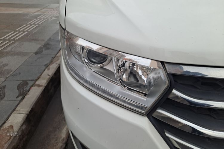 JAC 2017 #8 JAC 2017 car image #8