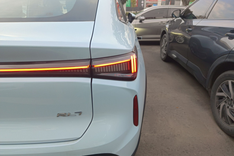 睿蓝汽车 睿蓝7 2026 汽车图片 #8