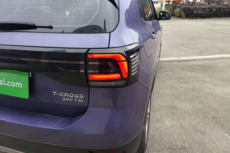 Volkswagen T-Cross 2020 car image #8