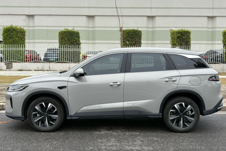 BYD Sea Lion 05 DM-i 2025 image de voiture #8