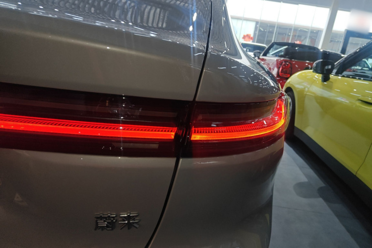 蔚来 蔚来ET7 2024 汽车图片 #8