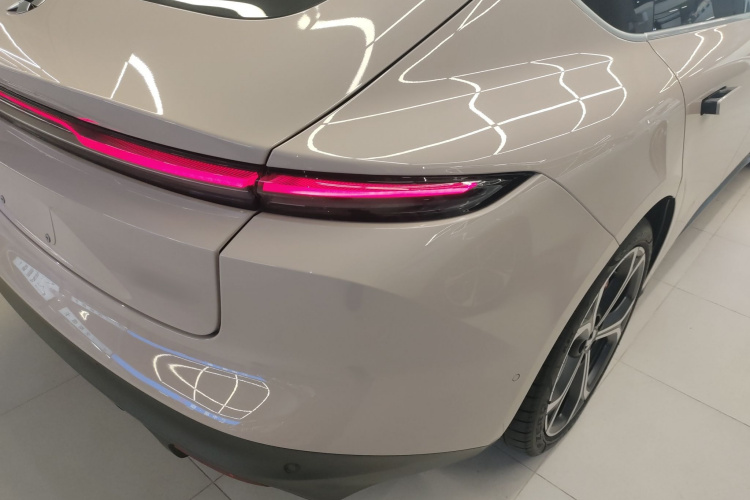 蔚来 蔚来ET5 2023 汽车图片 #8