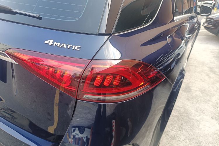 Mercedes-Benz GLE Class 2020 car image #8