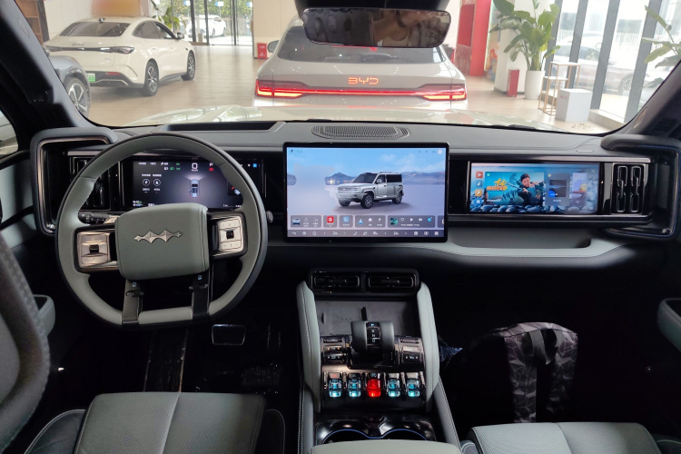 FangChengBao Leopard 5 2025 car image #8