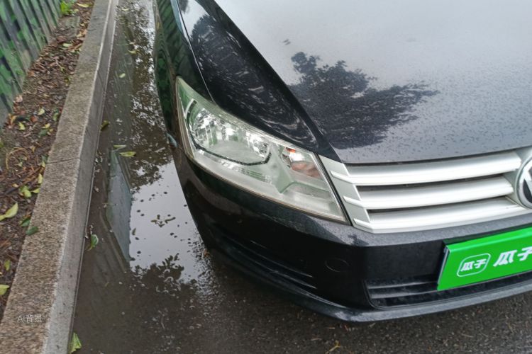 Santana 2014 car image #8